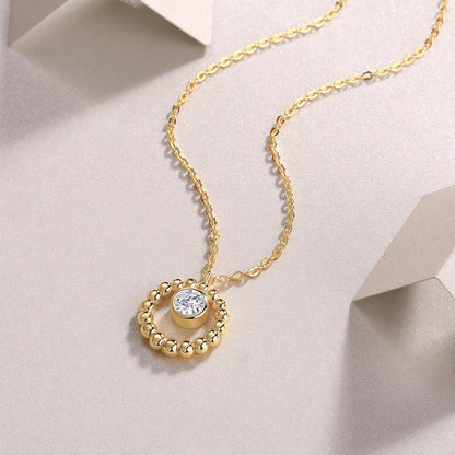 Material 100% 925 Sterling Silver Necklace  Main Stone Weight/Quantity  1 Moissanite Diamond  Gemstone Size  White Moissanite Di